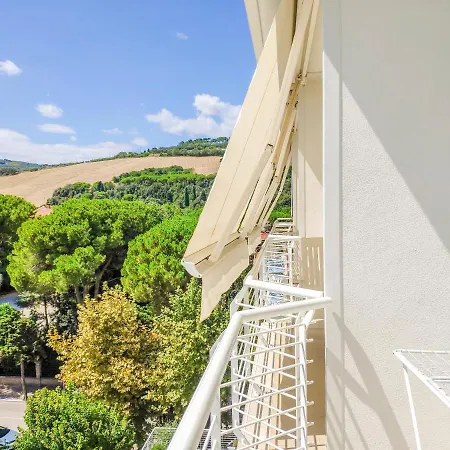 Homiday - Prestige Пинето