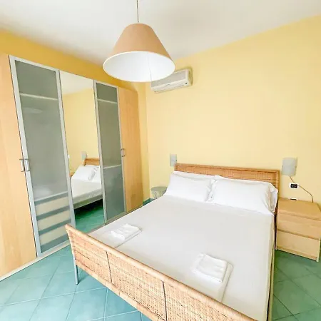 Homiday - Prestige Апартаменты *