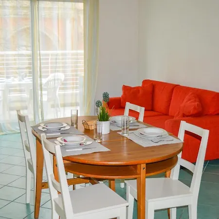 Homiday - Prestige Пинето