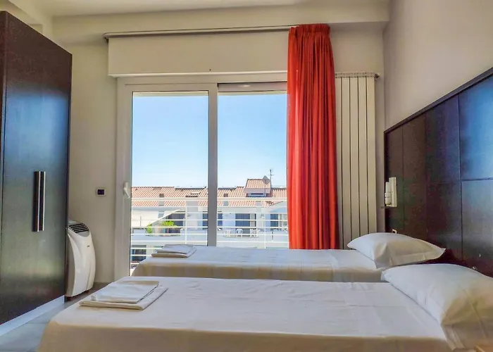 Homiday - Prestige Pineto