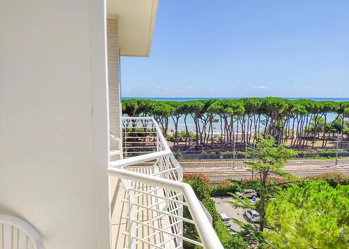 Homiday - Prestige * Pineto