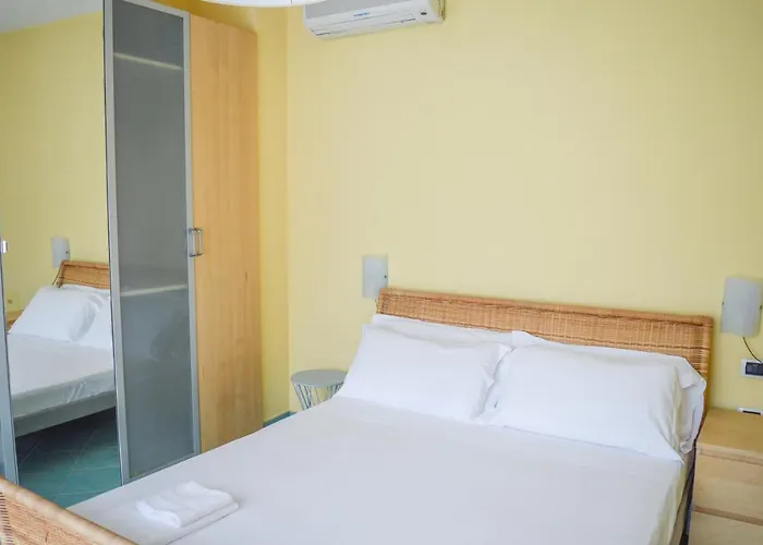 Homiday - Prestige * Pineto