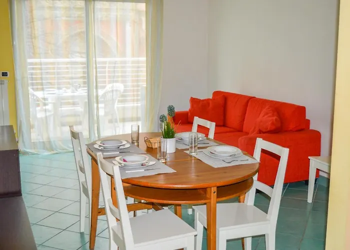 Homiday - Prestige Pineto