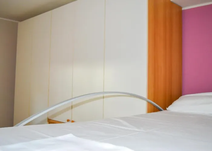 Homiday - Prestige Appartement Pineto